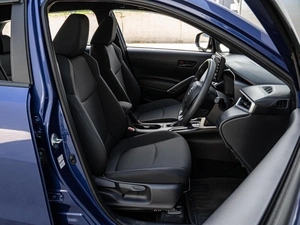 Внедорожник Toyota Corolla Cross 2023 года, 2835000 рублей, Краснодар