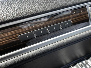 Внедорожник Volkswagen Touareg 2016 года, 3325000 рублей, Краснодар