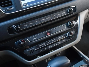 Минивэн Kia Carnival 2018 года, 2998000 рублей, Краснодар