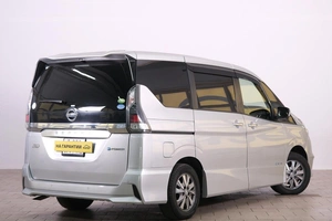 Минивэн Nissan Serena 2019 года, 2619000 рублей, Омск