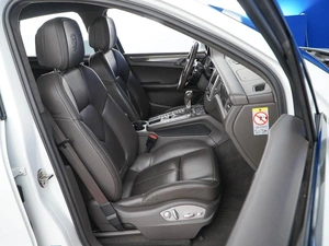 Внедорожник Porsche Macan Turbo 2015 года, 2700055 рублей, Москва
