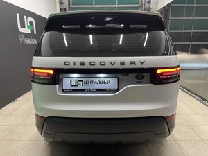 Внедорожник Land Rover Discovery 2017 года, 3900000 рублей, Красноярск