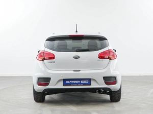 Хетчбэк Kia Ceed 2015 года, 1598055 рублей, Москва