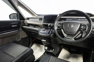 Минивэн Honda Freed 2018 года, 1699000 рублей, Новосибирск