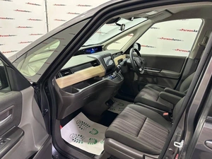 Минивэн Honda Freed 2019 года, 1450000 рублей, Красноярск
