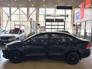 Седан Volkswagen Polo 2014 года, 915000 рублей, Орёл