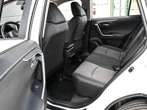 Внедорожник Toyota RAV4 2020 года, 3169000 рублей, Кирилловка