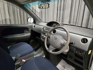 Минивэн Toyota Sienta 2005 года, 515000 рублей, Красноярск