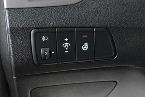 Седан Hyundai Elantra 2015 года, 959000 рублей, Тюмень