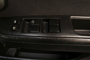 Хетчбэк Nissan Tiida 2010 года, 599000 рублей, Челябинск