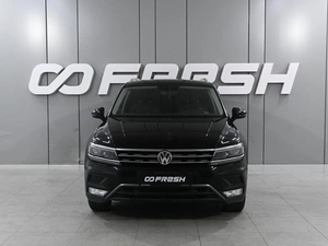 Внедорожник Volkswagen Tiguan 2017 года, 2599000 рублей, Ростов-на-Дону