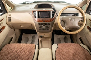 Минивэн Toyota Nadia 2001 года, 649000 рублей, Барнаул