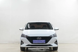 Седан Hyundai Solaris 2020 года, 1399000 рублей, Новокузнецк