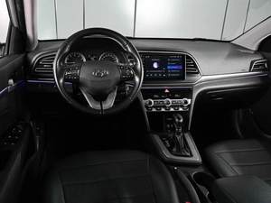 Седан Hyundai Elantra 2019 года, 1699000 рублей, Аксай