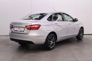 Седан ВАЗ (LADA) Vesta 2018 года, 950000 рублей, Брянск