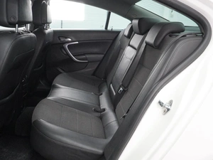 Седан Opel Insignia 2011 года, 799000 рублей, Воронеж