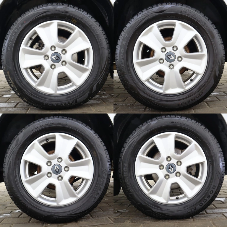 Фото