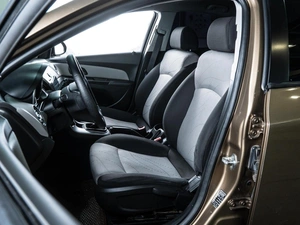 Седан Chevrolet Cruze 2012 года, 689000 рублей, Волгоград