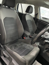 Хетчбэк Volkswagen Golf 2013 года, 1147000 рублей, Солонцы