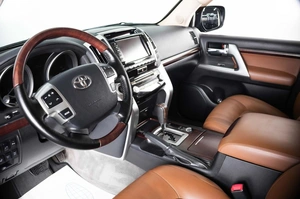 Внедорожник Toyota Land Cruiser 2015 года, 4039000 рублей, Пермь