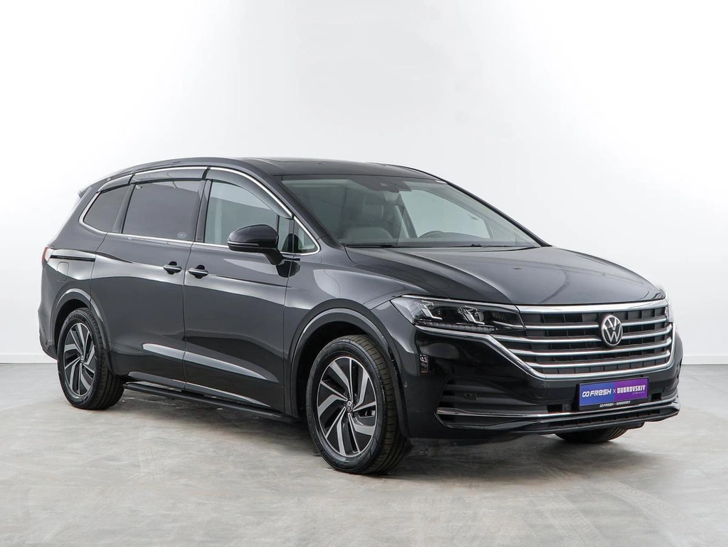 Минивэн Volkswagen Viloran 2023 года, 4349999 рублей, Москва