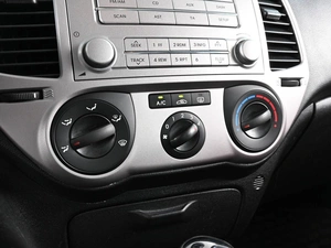 Хетчбэк Hyundai i20 2010 года, 950000 рублей, Аксай