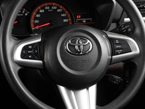 Минивэн Toyota Roomy 2019 года, 1149000 рублей, Тюмень