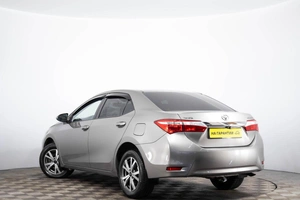 Седан Toyota Corolla 2013 года, 1329000 рублей, Пермь