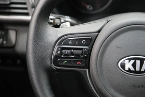 Седан Kia Optima 2018 года, 1679000 рублей, Омск