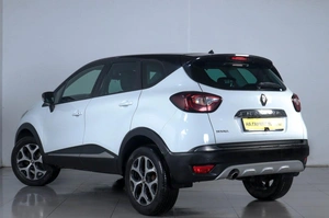 Внедорожник Renault Kaptur 2016 года, 1299000 рублей, Челябинск
