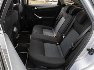 Седан Ford Mondeo 2011 года, 599000 рублей, Краснодар