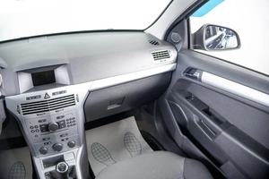 Седан Opel Astra 2014 года, 899000 рублей, Пермь