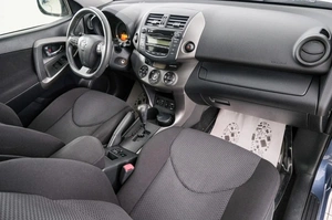 Внедорожник Toyota RAV4 2012 года, 1789000 рублей, Красноярск