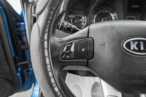 Хетчбэк Kia Ceed 2011 года, 839000 рублей, Барнаул