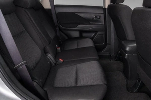 Внедорожник Mitsubishi Outlander 2017 года, 2389000 рублей, Челябинск