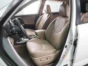 Внедорожник Toyota RAV4 2011 года, 1499000 рублей, Воронеж