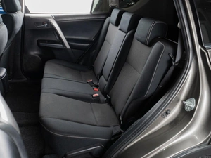 Внедорожник Toyota RAV4 2017 года, 1750000 рублей, Тюмень