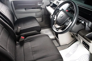 Минивэн Honda Stepwgn 2019 года, 2039000 рублей, Сургут