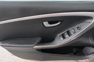 Хетчбэк Hyundai i30 2013 года, 849000 рублей, Красноярск