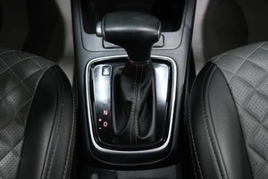 Хетчбэк Kia Rio X-Line 2019 года, 1699000 рублей, Омск