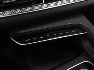 Лифтбек FAW Bestune B70 2024 года, 2399000 рублей, Тюмень