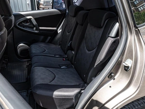 Внедорожник Toyota RAV4 2011 года, 1213000 рублей, Краснодар