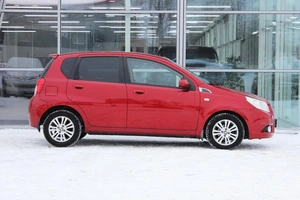 Хетчбэк Chevrolet Aveo 2009 года, 560000 рублей, Ярославль