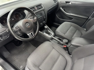 Седан Volkswagen Jetta 2014 года, 885000 рублей, Красноярск