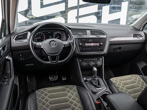 Внедорожник Volkswagen Tiguan 2018 года, 2799000 рублей, Краснодар