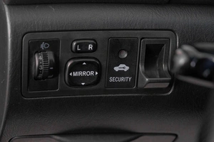 Седан Toyota Corolla 2005 года, 599000 рублей, Кемерово