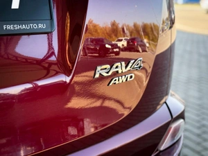 Внедорожник Toyota RAV4 2016 года, 2200000 рублей, Уфа
