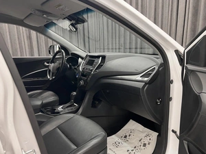 Внедорожник Hyundai Santa Fe 2017 года, 2099000 рублей, Красноярск