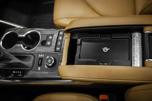 Внедорожник Toyota Highlander 2022 года, 8999000 рублей, Москва