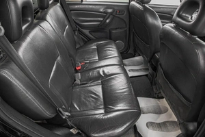 Внедорожник Toyota RAV4 2004 года, 889000 рублей, Барнаул
